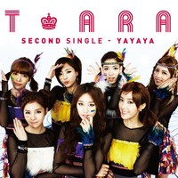 Girlband T-ARA pernah dikritik karena berpakaian seperti suku asli Amerika di video klip Yayaya. Mereka dianggap melakukan perampasan budaya. Foto: Istimewa