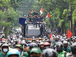 Anies: Demo Omnibus Law Potensi Picu Lonjakan Kasus COVID Seminggu ke Depan