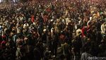 Pecah! Foto-foto Rusuh Imbas Demo Tolak UU Omnibus Law
