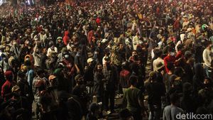 Malam Jumat Tak Biasa di Harmoni