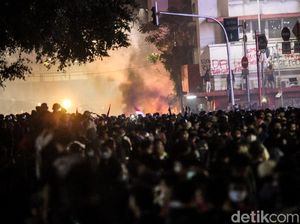 Ini Sederet Fasilitas yang Rusak Akibat Demo Omnibus Law Ricuh