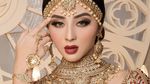 No Debat! Margin Wieheerm Cantik Nggak Ada Lawan Pakai Gaun Nikah