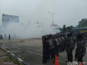 Pangdam Jaya Sebut Perusuh Demo Dijanjikan Uang, Polisi Selidiki