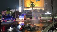Seperti sejumlah sepeda sewa yang hangus terbakar.  