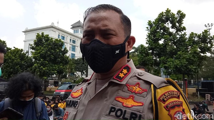 Wakapolrestabes Bandung Yade Setiawan Ujung.