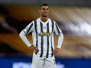 Ronaldo Dituding Langgar Protokol Kesehatan, Bos Juve Membela