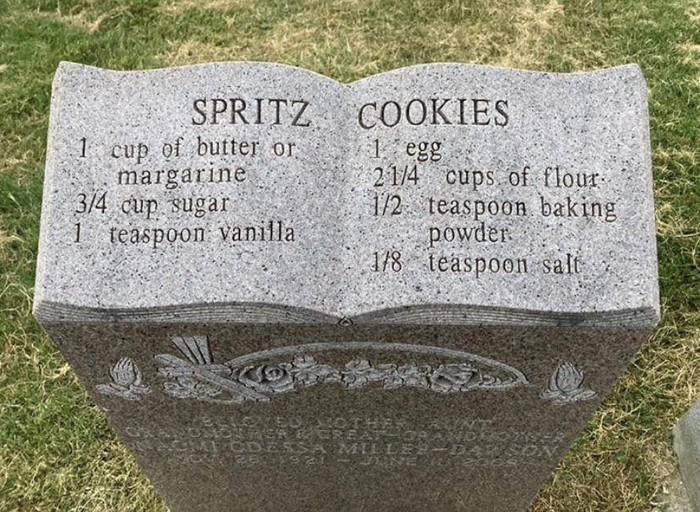 Ada Resep Kue Tertulis di Batu Nisan, Makam Ini Jadi Viral