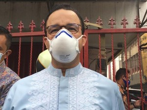 Takziah ke Korban Jiwa Akibat Banjir, Anies Janjikan Beri Santunan