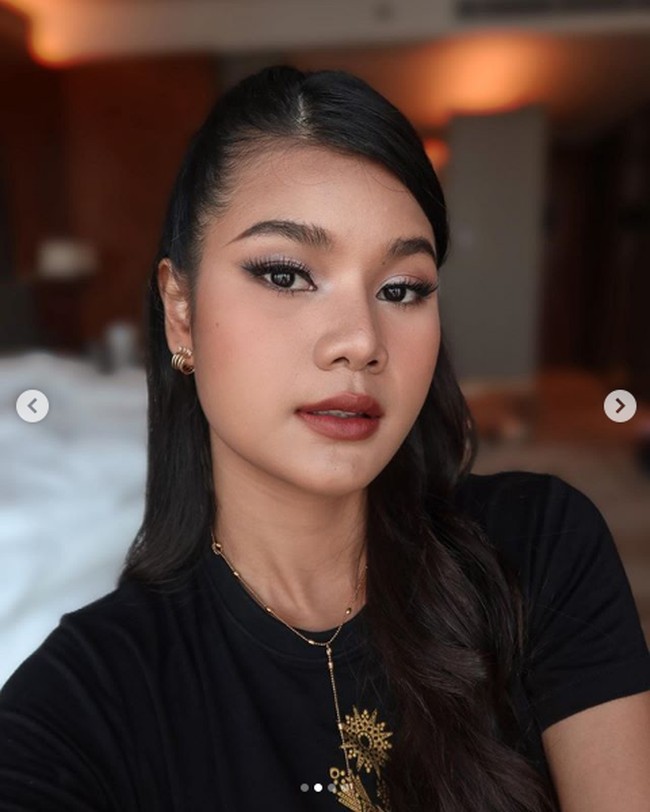 Dalam unggahannya di Instagram, Bam Arisara yang merupakan salah satu 30 finalis Miss Universe Thailand 2020 itu mengatakan, dirinya sudah melakukan yang terbaik saat penjurian. Apapun hasilnya kata Bam, dia akan menganggap keikutsertaannya di ajang Miss Universe Thailand 2020 ini sebagai pengalaman berharga. Foto: Instagram @babyarisra
