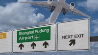 Bandara Internasional Pudong Shanghai (PVG): 76,2 juta penumpang pada 2019, lalu lintas turun 68,1% pada paruh pertama tahun 2020 (Foto: Getty Images/iStockphoto/ugurhan)