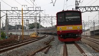 Switch over 3.1 Jalur Bekasi Line Elevated Jatinegara-Manggarai itu dilakukan pada September lalu. Proses pengalihan trek tersebut dilakukan pada saat tak ada kereta yang melintas.