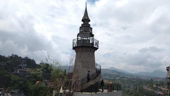 Cafe mercusuar