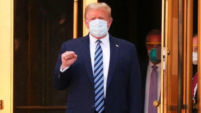 Covid 19: Trump minta warga AS tak takut virus corona, pelayanan seperti apa yang diterimanya saat sakit?
