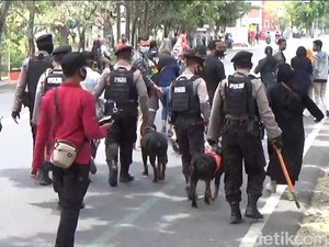 Belasan Penyusup Demo Omnibus Law di Nganjuk Kocar-Kacir Dikejar Anjing