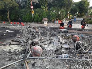 Beda Risma dengan RK-Ganjar-Khofifah Hadapi Pendemo UU Cipta Kerja