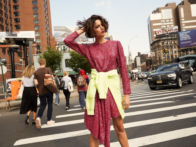 Wanita 26 tahun itu pernah menikah dengan pria asal Rusia di 2014. Sayangnya pernikahannya tak bertahan lama. Di 2016, Eloisa cerai dan memiliki seorang putri yang kini berusia tujuh tahun.  Foto: dok. Glamour Bulgaria