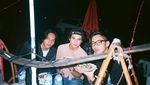Keseruan Jefri Nichol saat Makan Bareng Teman-teman