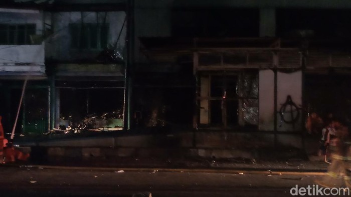 Kebakaran di Gedung Theater Senen padam (Farih/detikcom)
