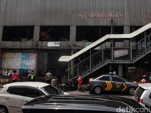 Kisah Bioskop Grand Theater Senen yang Terbakar, Sepinya Bali