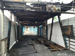 Deretan Saksi Bisu Demo Rusuh Tolak UU Cipta Kerja di Penjuru Ibu Kota