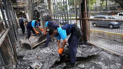 Kondisi Terkini Halte TransJ Tosari Usai Dibakar Massa