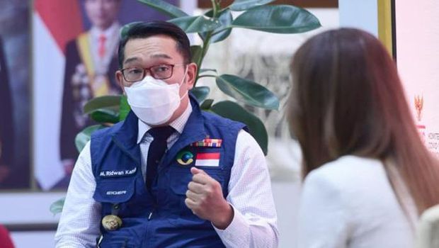 Muchlis Jr - Biro Pers Sekretariat Presiden Muchlis Jr - Biro Pers Sekretariat Presiden
