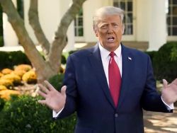 Urusan Mik di Debat Pamungkas Bikin Trump Protes Keras