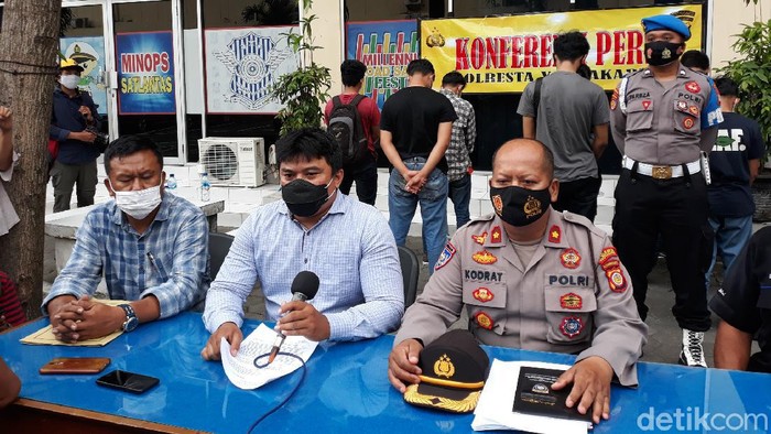 Polresta Yogyakarta mengamankan 95 orang buntut demo rusuh di kawasan Malioboro, Jumat (9/10/2020).