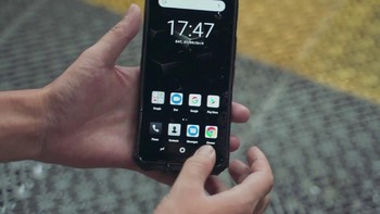 Doogee S95 Pro terlindungi dengan material metal dan karet sehingga tahan banting di segala macam kondisi, bahkan saat dibanting. Kameranya 3 unit dan dibekali prosesor gahar Helio P9 dipadukan dengan RAM 8GB. Lengkap pula dengan tombol SOS untuk darurat. Foto: istimewa