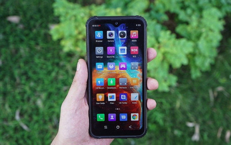 Ponsel Tahan Banting