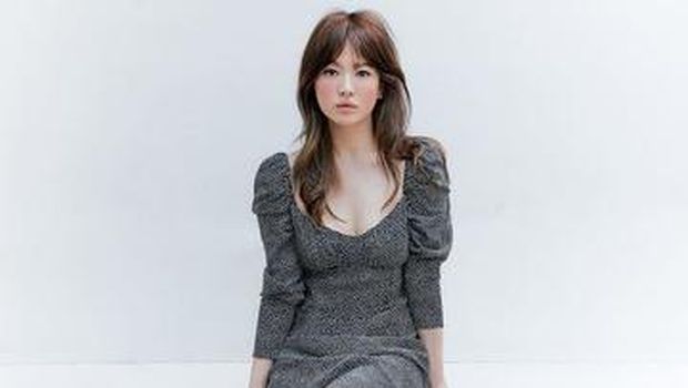 Song Hye-kyo. IG: kyo1122