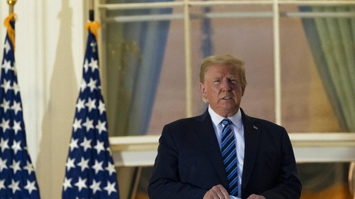 Sepekan terakhir ini dunia informasi media ramai diwarnai oleh berita demo penolakan Omnibus Law yang disahkan DPR hingga Donald Trump kembali ke gedung putih.