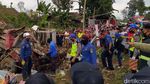 Truk Bermuatan Bawang Tabrak Rumah di Magelang
