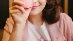 Cantiknya Chelsea Islan Saat Minum Kopi dan Makan Es Krim