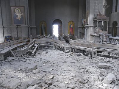 Gereja Bersejarah Jadi Korban Perang Armenia-Azerbaijan