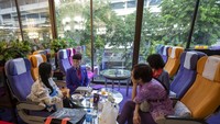Restoran tersebut pun didekorasi persis seperti suasana saat penerbangan.