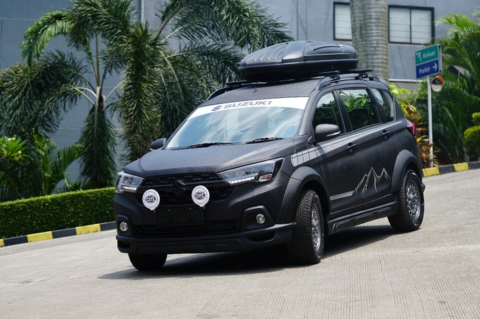 Modifikasi Suzuki XL7 Suzuki XL7 makin garang dengan tambahan aksesori ini.