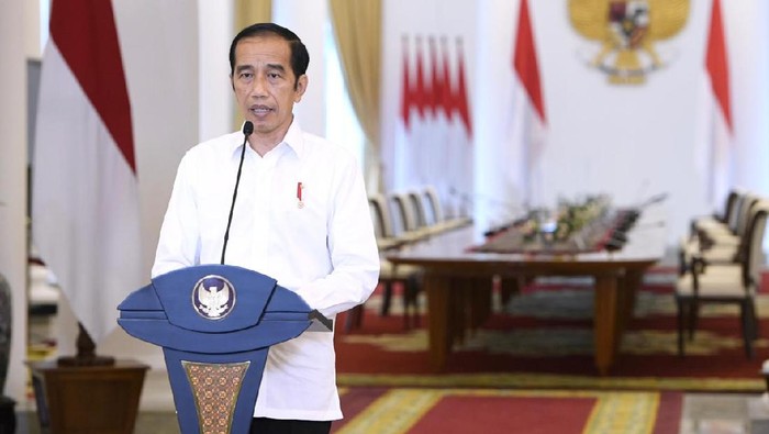 Presiden Jokowi buka-bukaan soal UU Cipta Kerja.