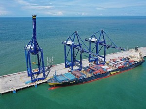 2 BUMN Keroyokan Bangun Bunker BBM di Kawasan Kuala Tanjung