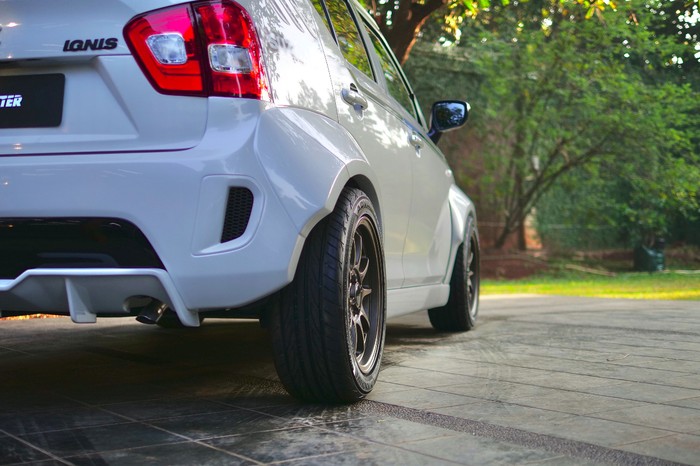 Modif Suzuki Ignis Makin Ganas Dengan Konsep Time Attack Pt suzuki indomobil sales sis. modif suzuki ignis makin ganas dengan