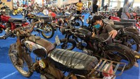 Pameran yang menampilkan 60 motor klasik produksi dari anggota Motor Honda S90 Club Solo tersebut digelar sebagai ajang silaturahmi peserta.