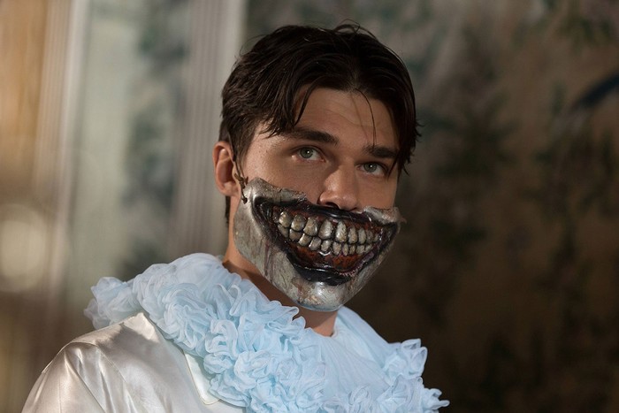 Finn Wittrock di American Horror Story S4