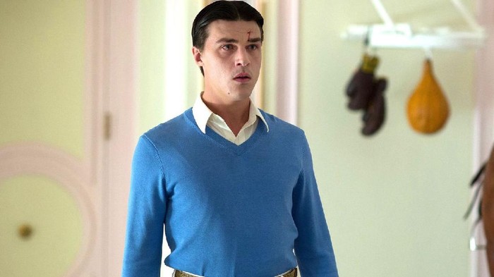 Finn Wittrock di American Horror Story S4