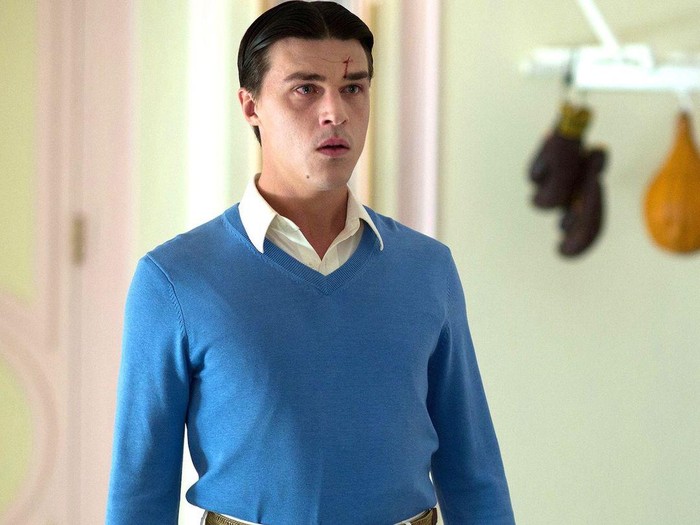Finn Wittrock di American Horror Story S4
