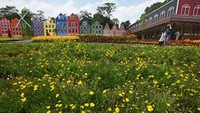 Pemda setempat bekerja sama dengan Yayasan Bangun Sentosa (YBS) mengembangkan taman wisata keluarga di lahan seluas 4,5 hektare untuk meningkatkan PAD serta mendorong pemulihan ekonomi.