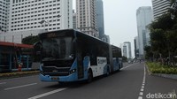 Direktur Lalu Lintas (Dirlantas) Polda Metro Jaya, Kombes Sambodo Purnomo Yogo mengatakan salah satu pertimbangan ganjil-genap belum berlaku adalah penerapan PSBB.