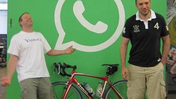 Di bawah kendali Facebook, WhatsApp makin melesat dan saat ini merupakan layanan messaging terbesar di dunia dengan jumlah pengguna di kisaran 2 miliar. Sekali lagi, Zuckerberg dianggap brilian telah membeli WhatsApp. Foto: istimewa
