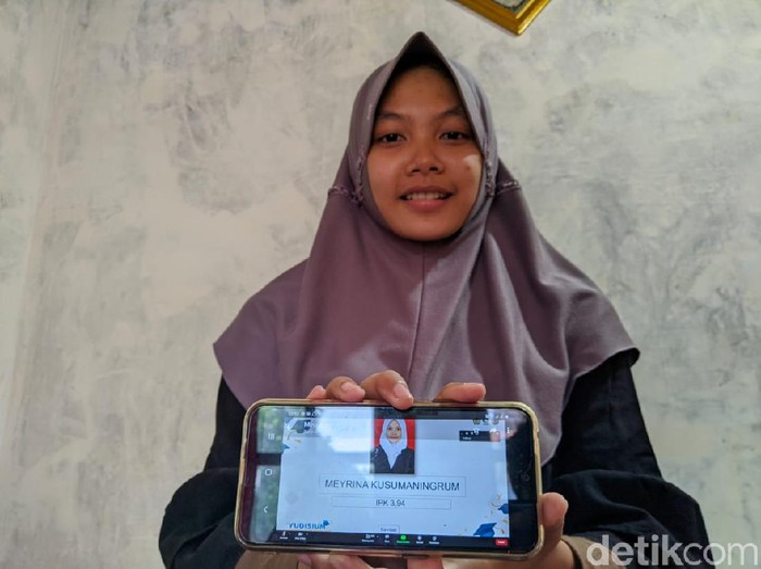 mahasiwa STAN asal ponorogo ipk nya 3,94