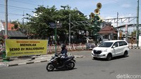 Seperti diketahui, kawasan Malioboro menjadi sasaran aksi vandalisme dan perusakan saat aksi unjuk rasa menolak disahkannya UU Cipta Kerja berlangsung pada Kamis (8/10) lalu.