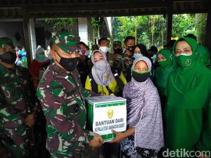 Pangdam Jaya Terjunkan Personel Bantu Bersihkan Longsor-Banjir Ciganjur